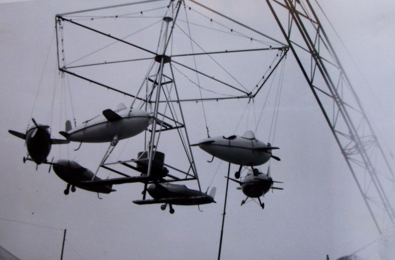 Moving Airplane Ride